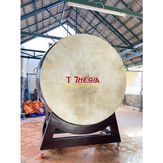 Trống chùa đường kính 2m2