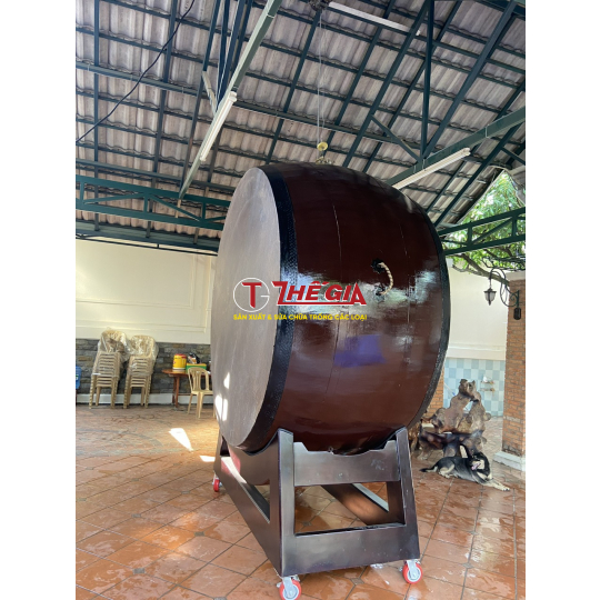 Trống chùa đường kính 2m2