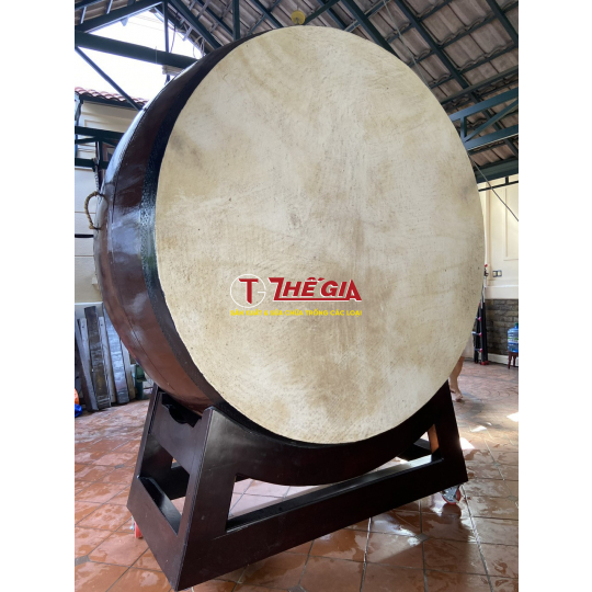 Trống chùa đường kính 2m2